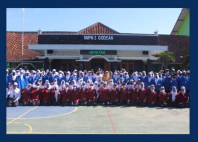 BNNK Sleman Gelorakan War On Drugs Dalam Amanat Upacara Bendera di SMPN 2 Godean BNNK Sleman Gelorakan War On Drugs Dalam Amanat Upacara Bendera di SMPN 2 Godean