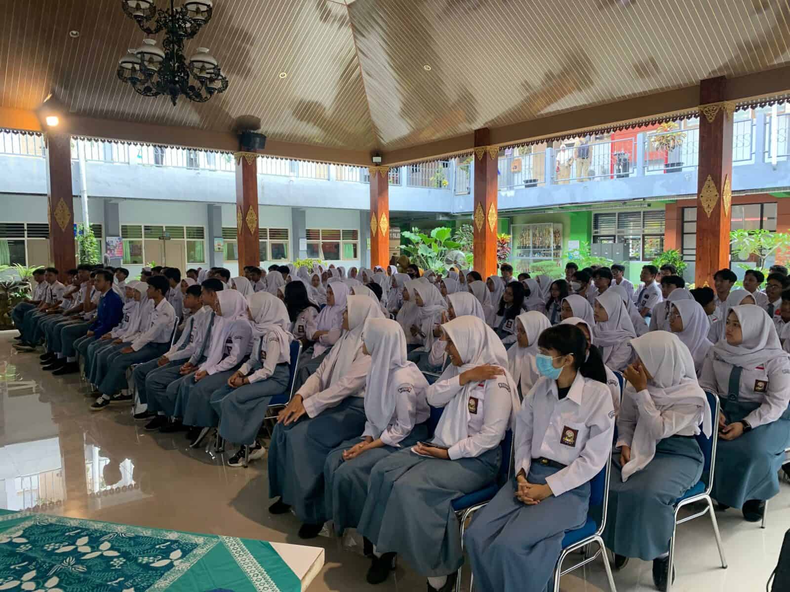 Sosialisasi P4Gn dan Tes Urin Di SMAN 1 Sleman