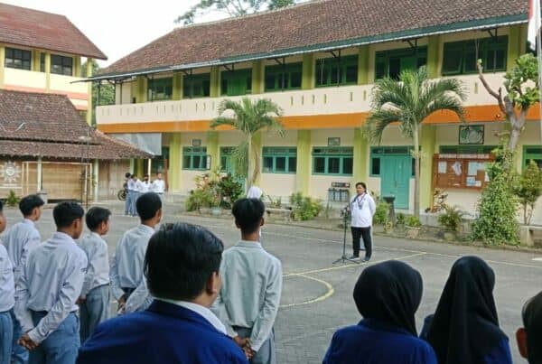 BNNk Sleman Ajak Pelajar SMK Muhammadiyah 1 Tempel Wujudkan Sekolah BERSINAR