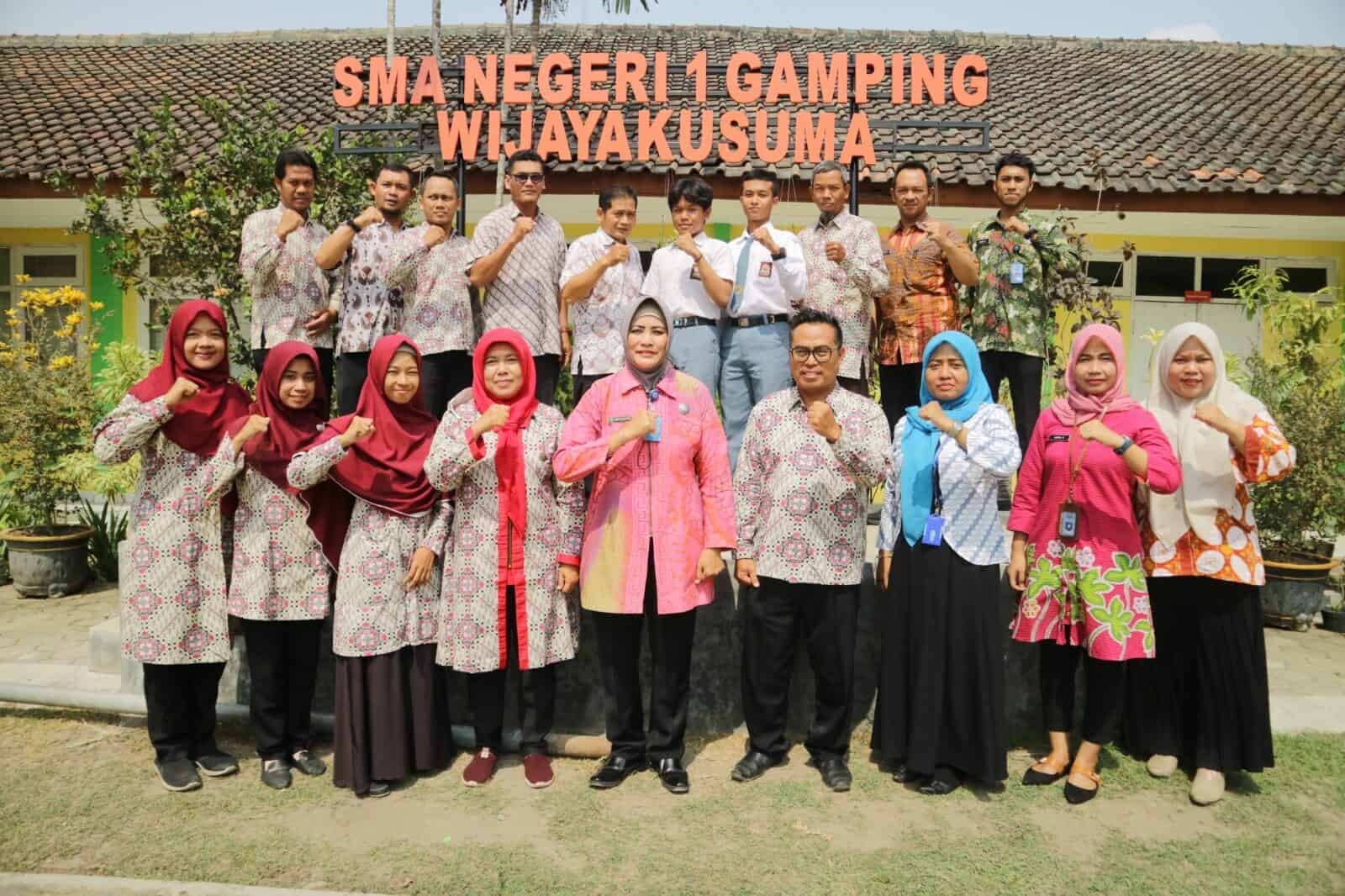 SMAN 1 Gamping Lakukan MoU P4GN Bersama BNNK Sleman SMAN 1 Gamping Lakukan MoU P4GN Bersama BNNK Sleman