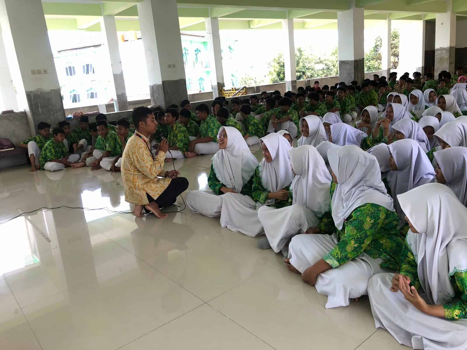 BNNK Sleman Hadir di SMP Diponegoro Depok Sleman BNNK Sleman Hadir di SMP Diponegoro Depok Sleman