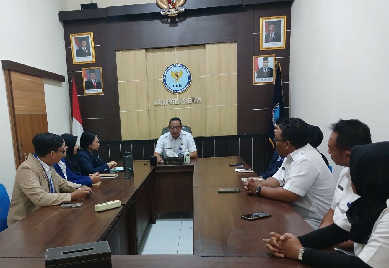 Kepala BNNK Sleman Beri Arahan kepada Mahasiswa Magang, Dorong Pemahaman Praktis di Bidang P4GN Kepala BNNK Sleman Beri Arahan kepada Mahasiswa Magang, Dorong Pemahaman Praktis di Bidang P4GN