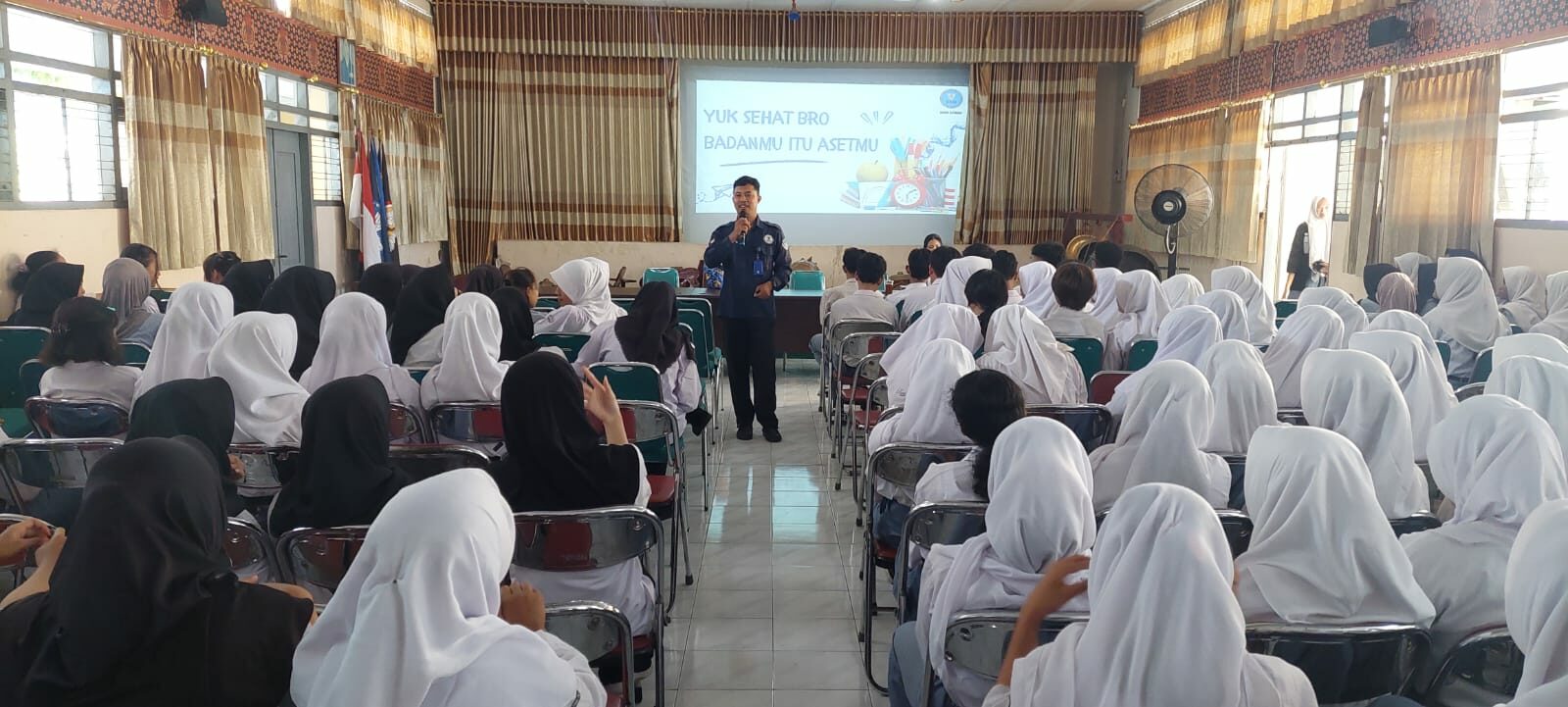 SMK N 2 Godean Gelar Workshop Anti Narkoba, 280 Siswa Dibekali Pengetahuan P4GN SMK N 2 Godean Gelar Workshop Anti Narkoba, 280 Siswa Dibekali Pengetahuan P4GN